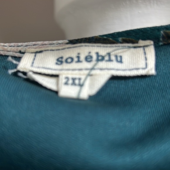 Soieblu Hilo Maxi Dress - Picture 4 of 4